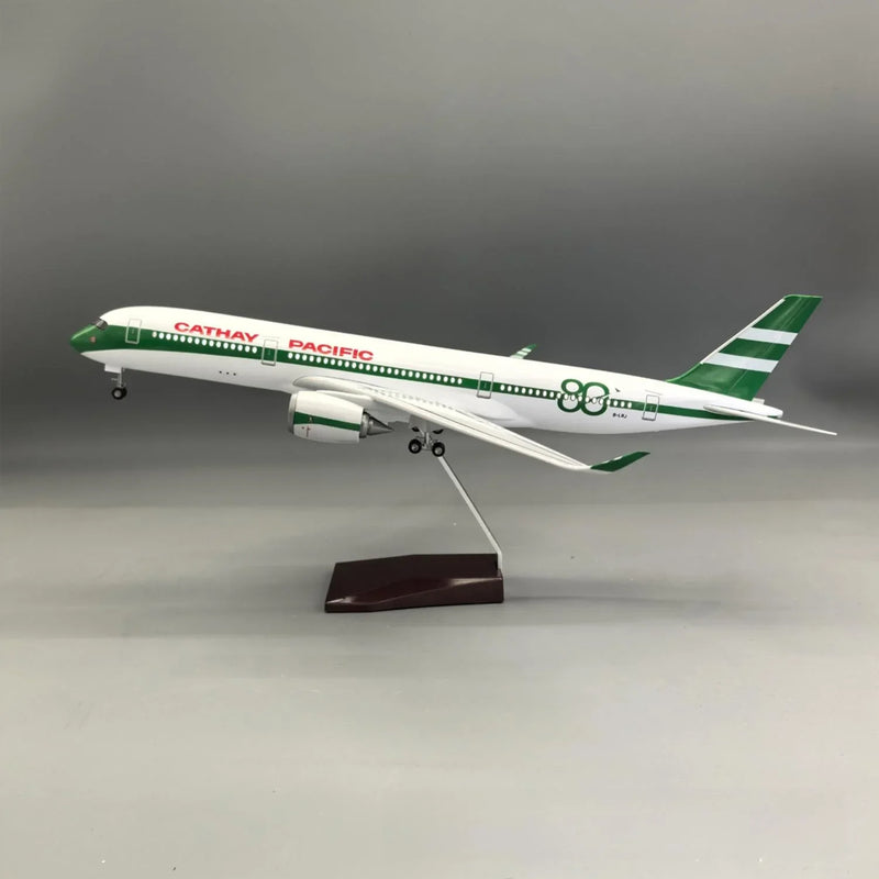 A350 Cathay Pacific 1:142 – 47 CM / 18,5 PULGADAS – 80 AÑOS CONMEMORATIVO  - Image 10
