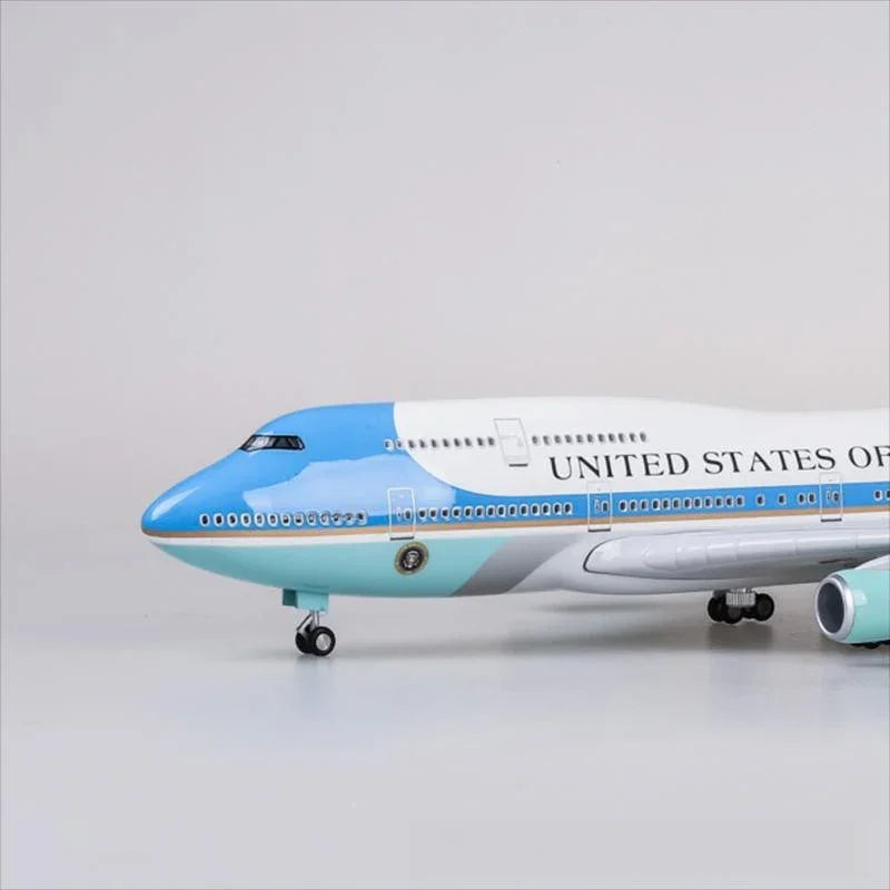 US Air Force One Boeing 747 1:190 – 37 cm / 14.6 in – LED Lights - Gallery 3