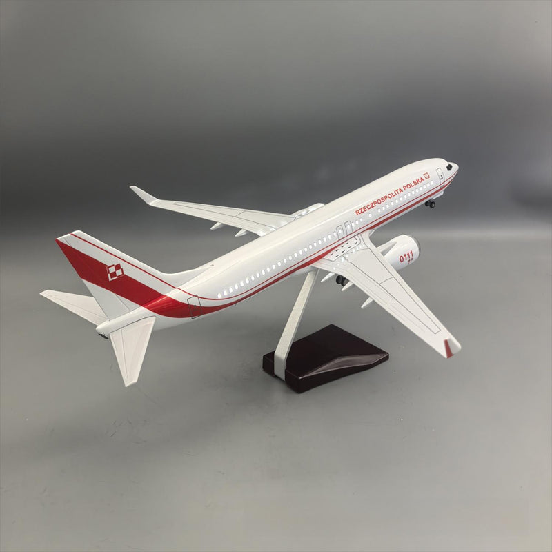 Polish Air Force Boeing 737-800 "Rzeczpospolita Polska" Government Special Plane Model — 1:85 Scale | 47cm / 18.5" - Image 4