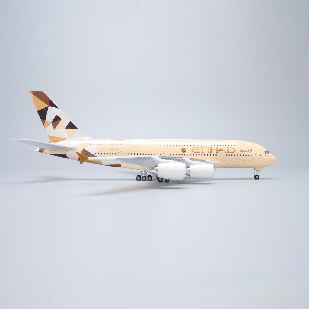 Etihad Airways Airbus A380 1:160 – 45.5 cm / 17.9 in – Opening Cabin Interior