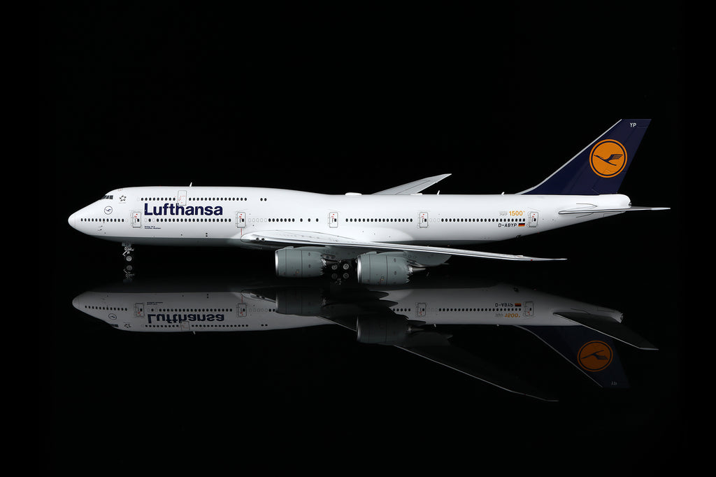 Lufthansa B747-8 D-ABYP – Scale 1:200 Diecast Model – SQ wings L2106/L2106FD