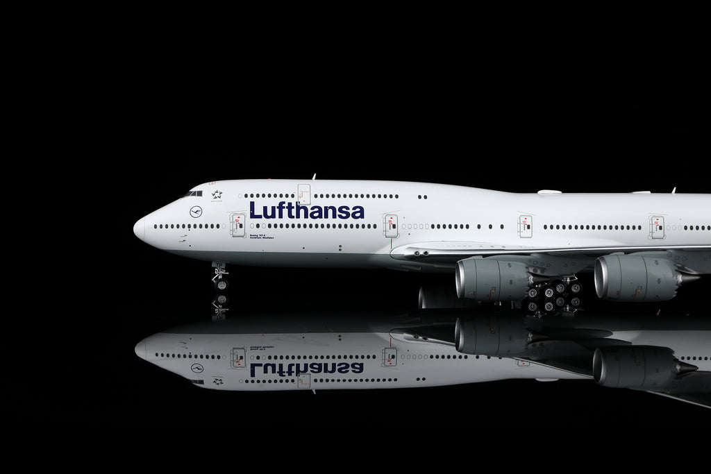 Lufthansa B747-8 D-ABYP – Scale 1:200 Diecast Model – SQ wings L2106/L2106FD