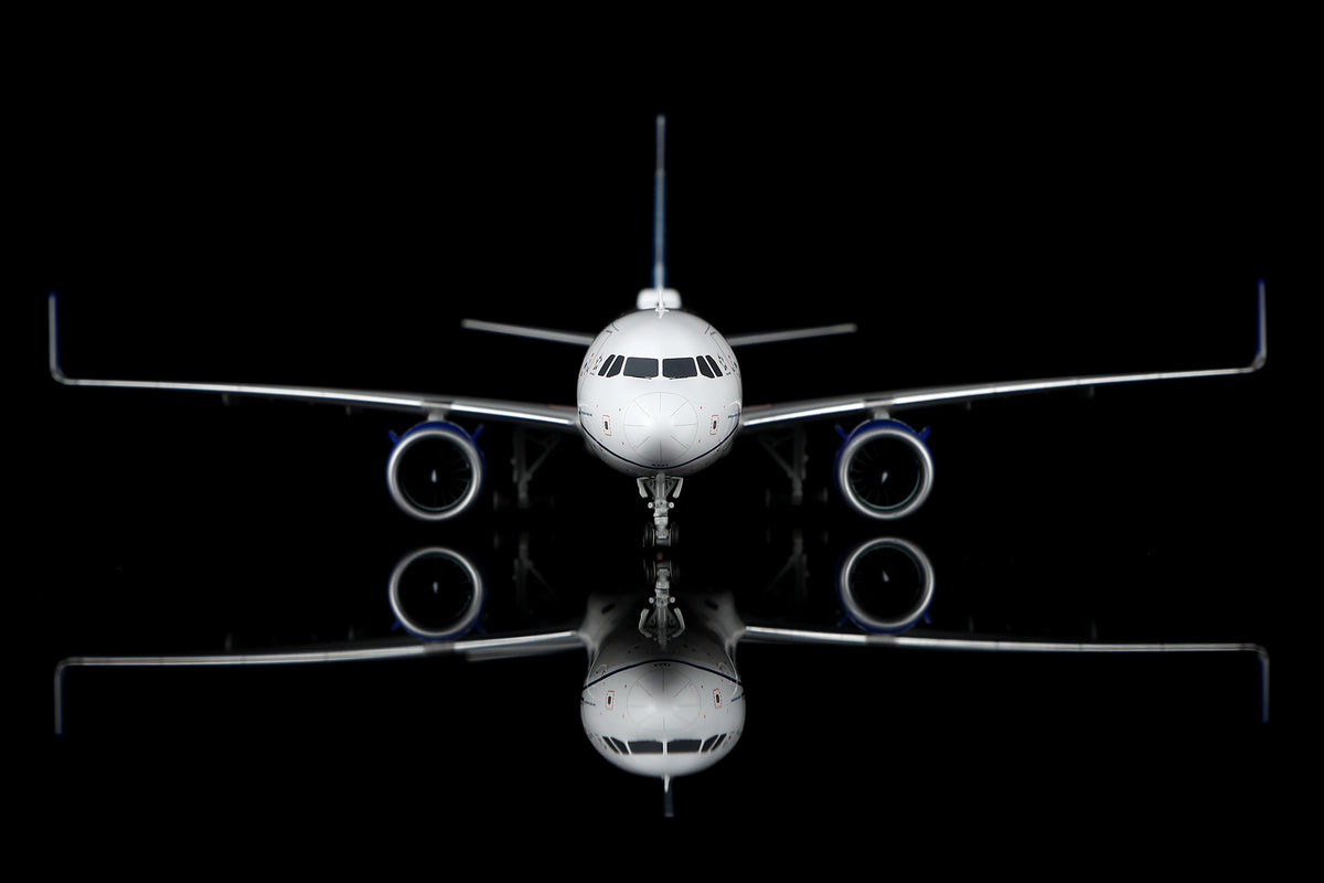 United Airlines A321neo "100 Years" N44550 – Scale 1:200 Diecast Model – SQ wings L2346/L2346FD