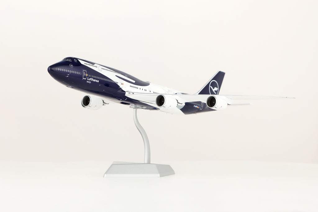 Lufthansa B747-8 "100th Anniversary" D-ABYN – Scale 1:200 Diecast Model – SQ wings L2355/L2355FD
