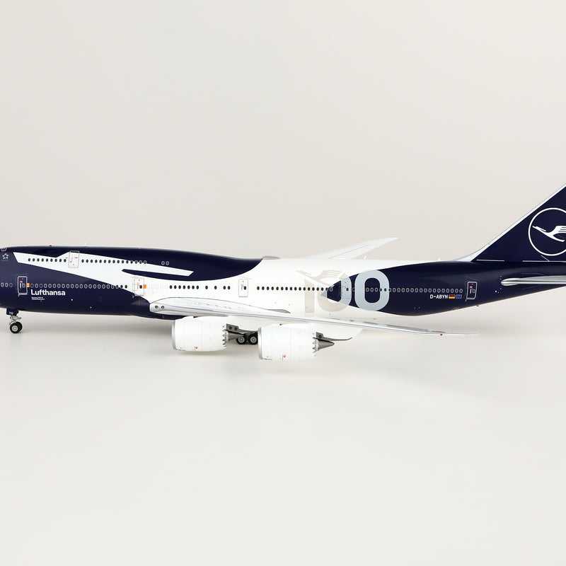 Lufthansa B747-8 "100th Anniversary" D-ABYN – Scale 1:200 Diecast Model – SQ wings L2355/L2355FD PRE ORDER - Image 11