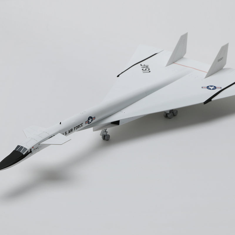 USAF XB-70 20207 – Scale 1:200 Diecast Model – SQ wings L2139 - Image 6