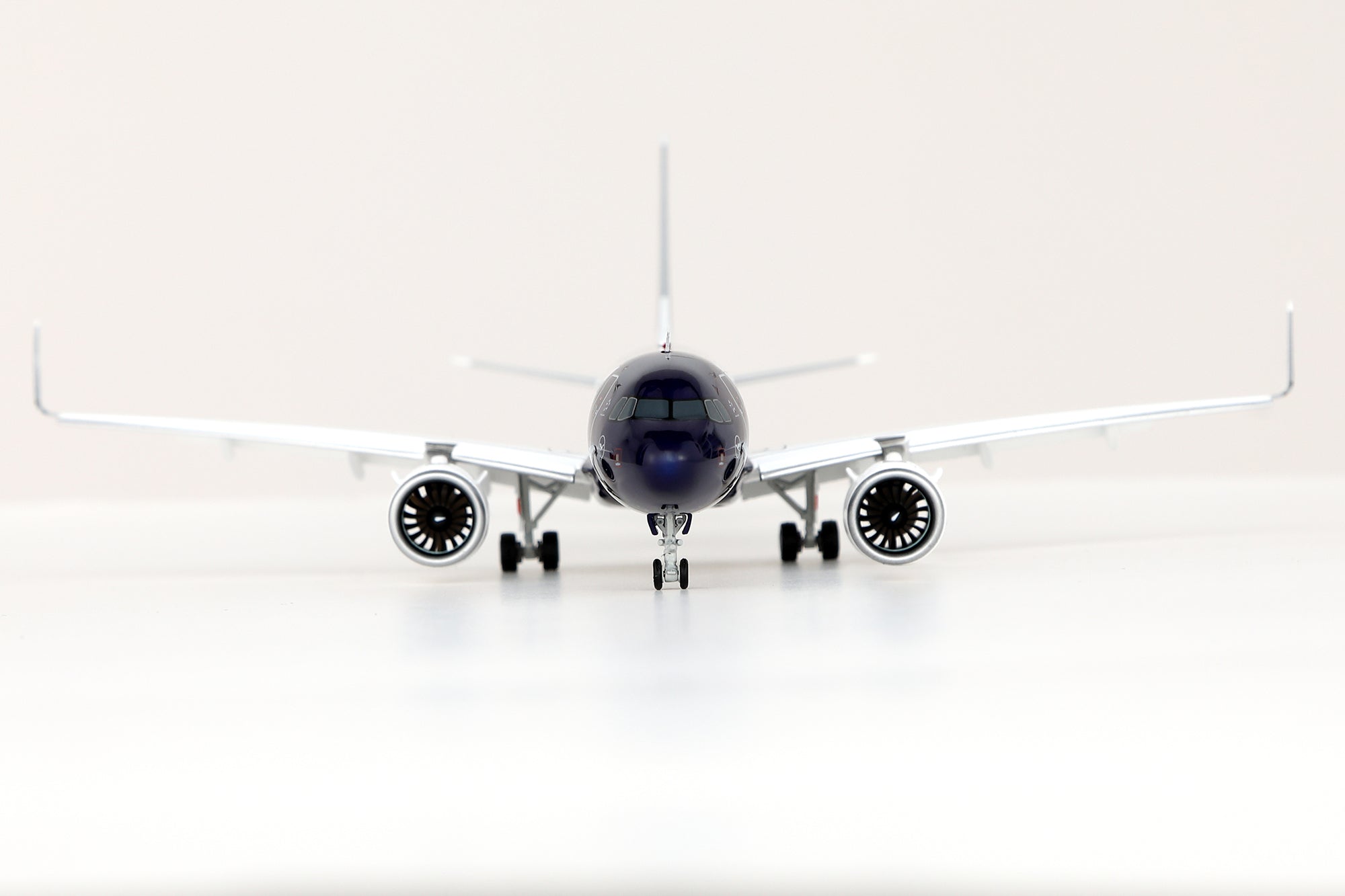 Lufthansa A320neo "100th Anniversary" D-AING – Scale 1:200 Diecast Model – SQ wings L2345/L2345FD