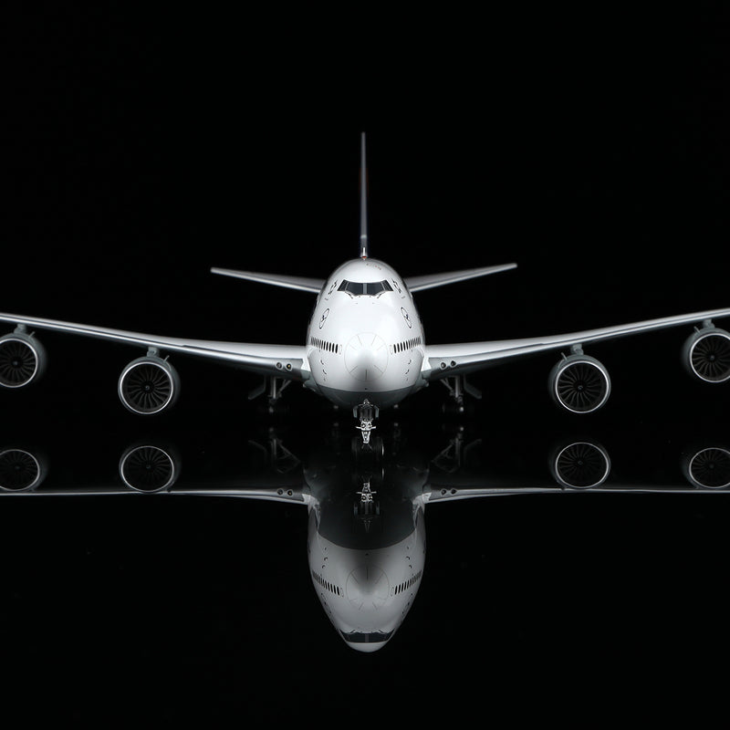 Lufthansa B747-8 D-ABYP – Scale 1:200 Diecast Model – SQ wings L2106/L2106FD - Image 5