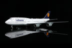 Lufthansa B747-8 D-ABYP – Scale 1:200 Diecast Model – SQ wings L2106/L2106FD