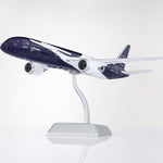 Lufthansa B787-9 "Lufthansa 100th Anniversary" D-ABPU – Scale 1:200 Diecast Model – SQ wings L2279-1 - Thumbnail 2