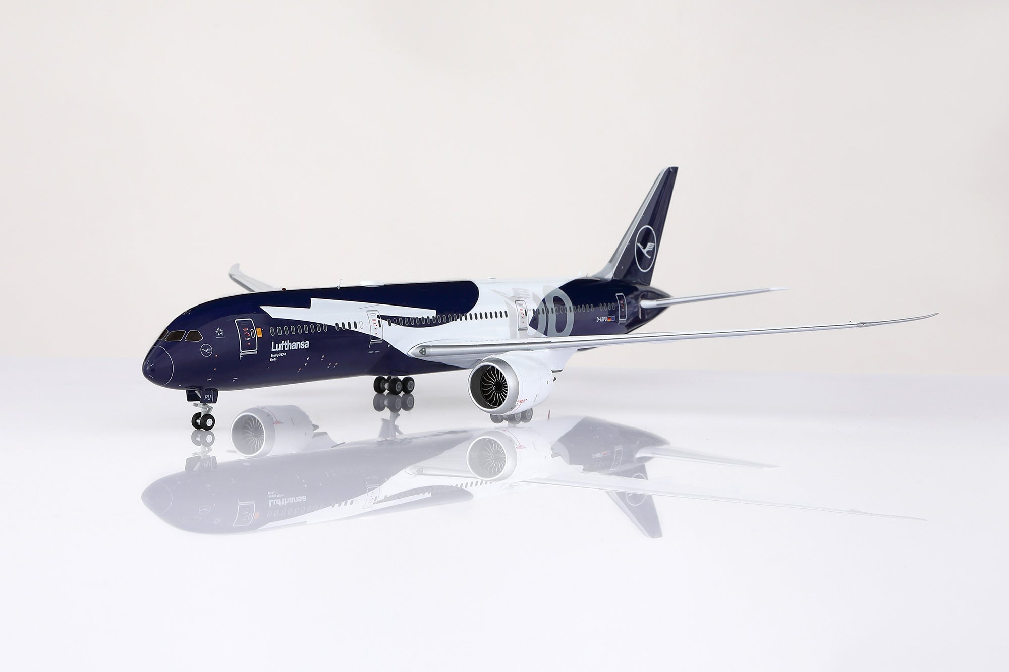 Lufthansa B787-9 "Lufthansa 100th Anniversary" D-ABPU – Scale 1:200 Diecast Model – SQ wings L2279-1