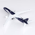 Lufthansa B787-9 "Lufthansa 100th Anniversary" D-ABPU – Scale 1:200 Diecast Model – SQ wings L2279-1 - Thumbnail 10