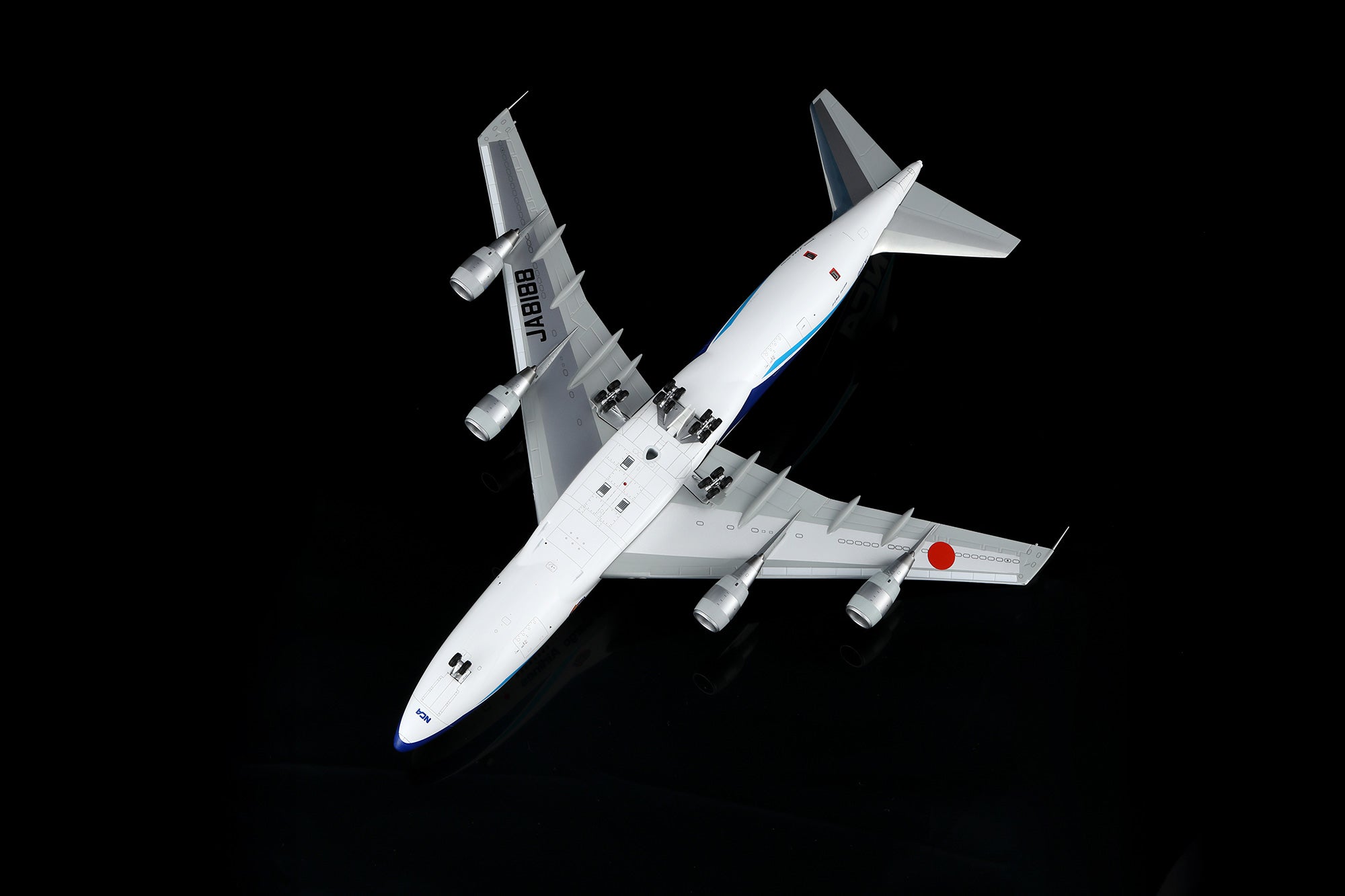 Nippon Cargo Airlines B747-200F JA8188 – Scale 1:200 Diecast Model – SQ wings L2189C