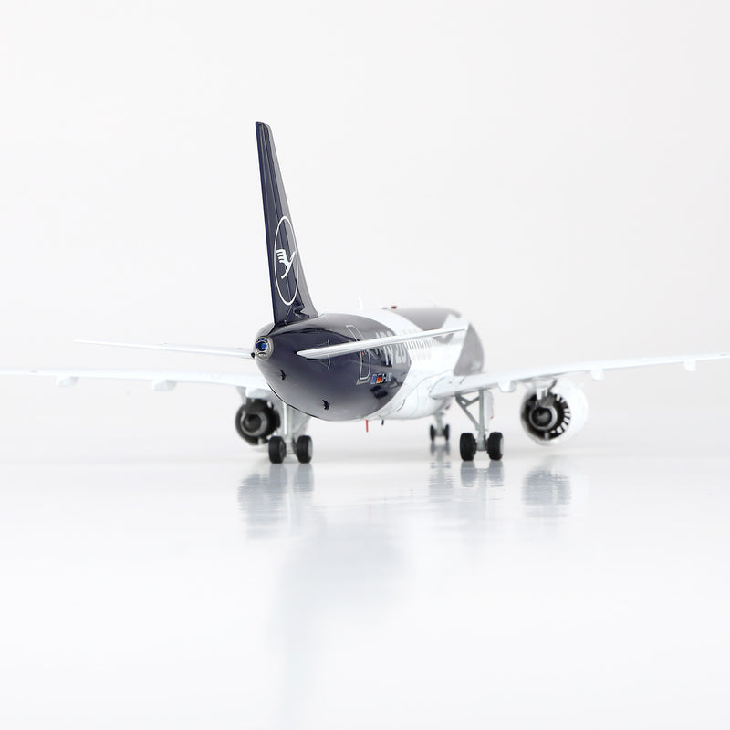Lufthansa A320neo "100th Anniversary" D-AIND – Scale 1:200 Diecast Model – SQ wings L2353/L2353FD - Image 11