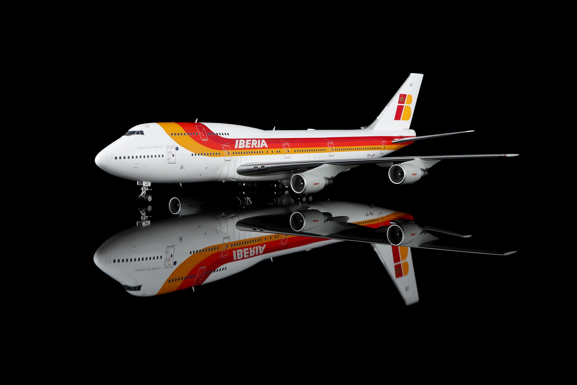 Iberia B747-300 TF-ATI – Scale 1:200 Diecast Model – SQ wings L2120/L2120FD - Gallery 5