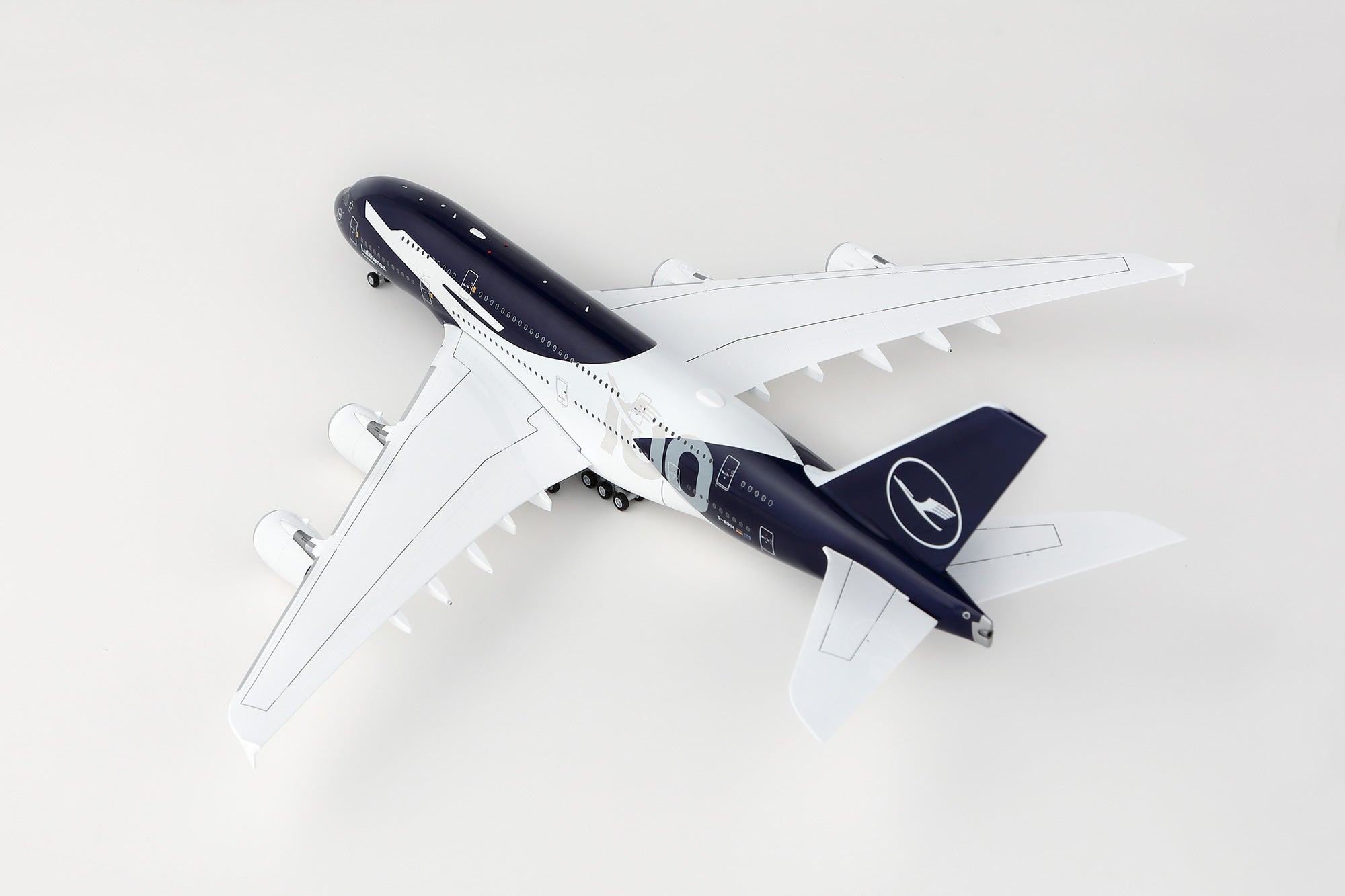 Lufthansa A380 "100th Anniversary" D-AIMH – Scale 1:200 Diecast Model – SQ wings L2350 - Gallery 5
