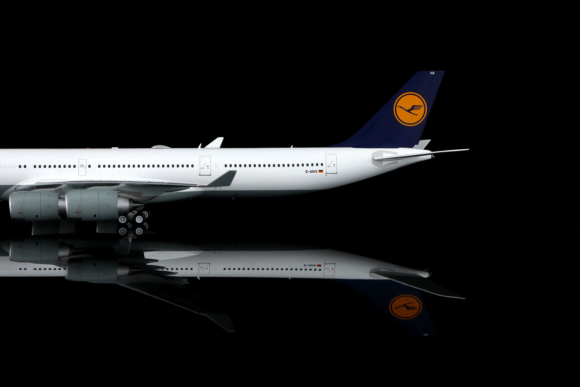 Lufthansa A340-600 D-AIHX – Scale 1:200 Diecast Model – SQ wings L2293