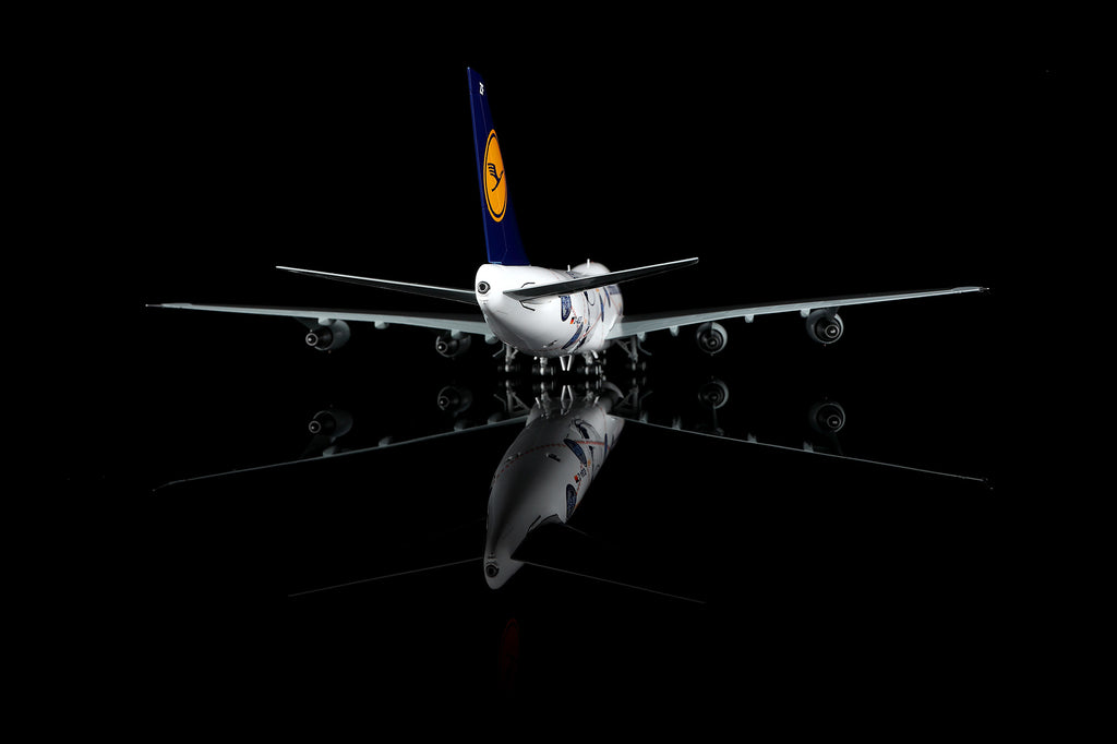 Lufthansa Cargo B747-200F D-ABZF – Scale 1:200 Diecast Model – SQ wings L2186/L2186C