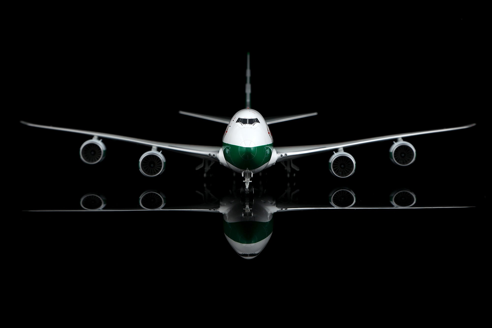 Cathay Pacific B747-8F "80th Anniversary Retro" B-LJE – Scale 1:200 Diecast Model – SQ wings L2337/L2337FD/L2337C