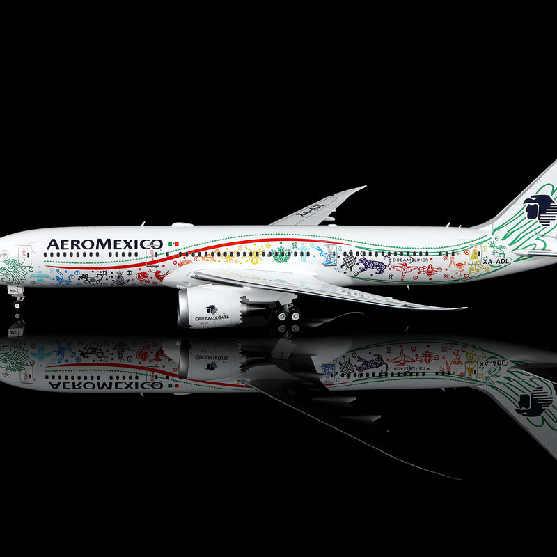 Aeroméxico B787-9 "Quetzalcóatl" XA-ADL – Scale 1:200 Diecast Model – SQ wings L2273 - Image 2