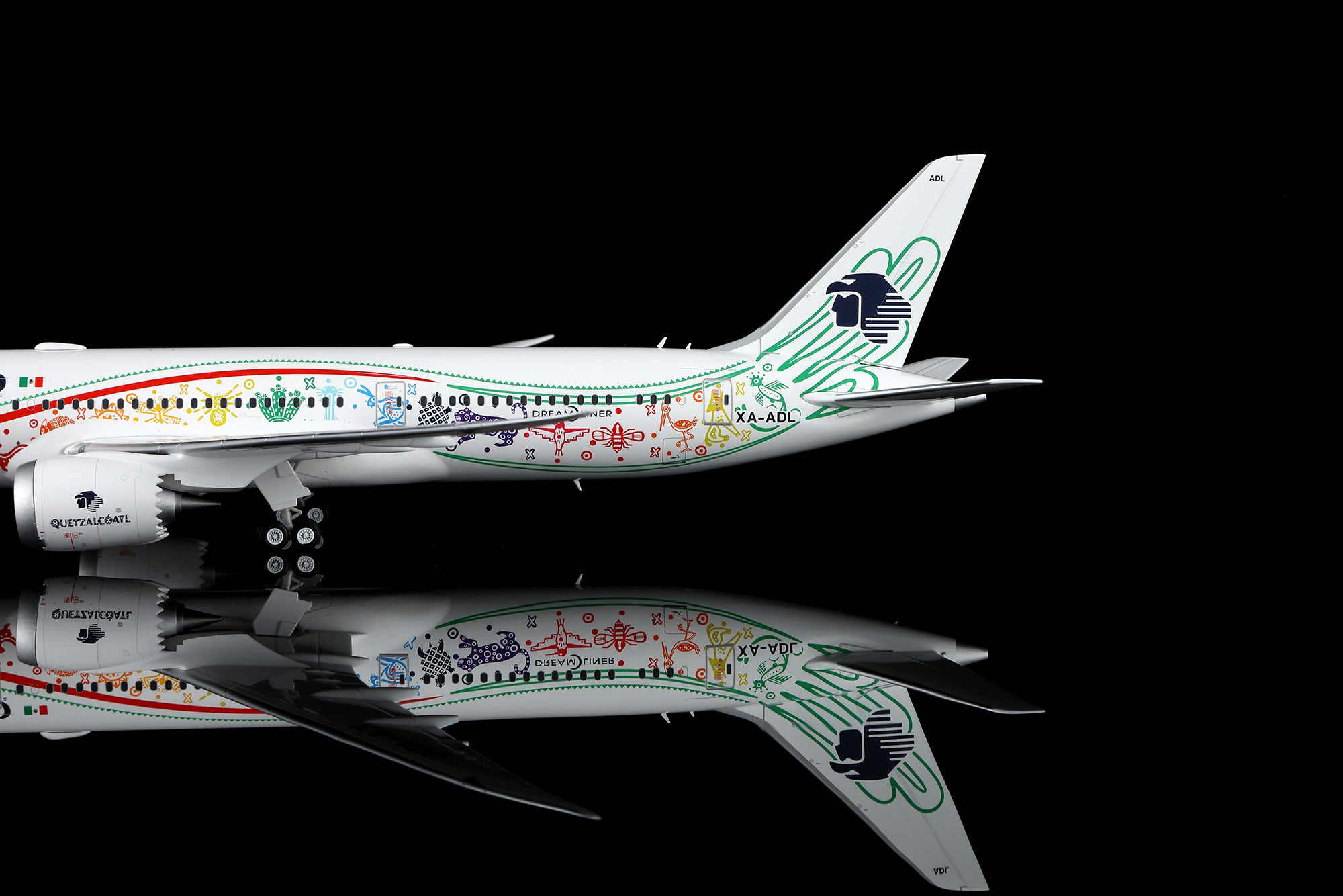 Aeroméxico B787-9 "Quetzalcóatl" XA-ADL – Scale 1:200 Diecast Model – SQ wings L2273
