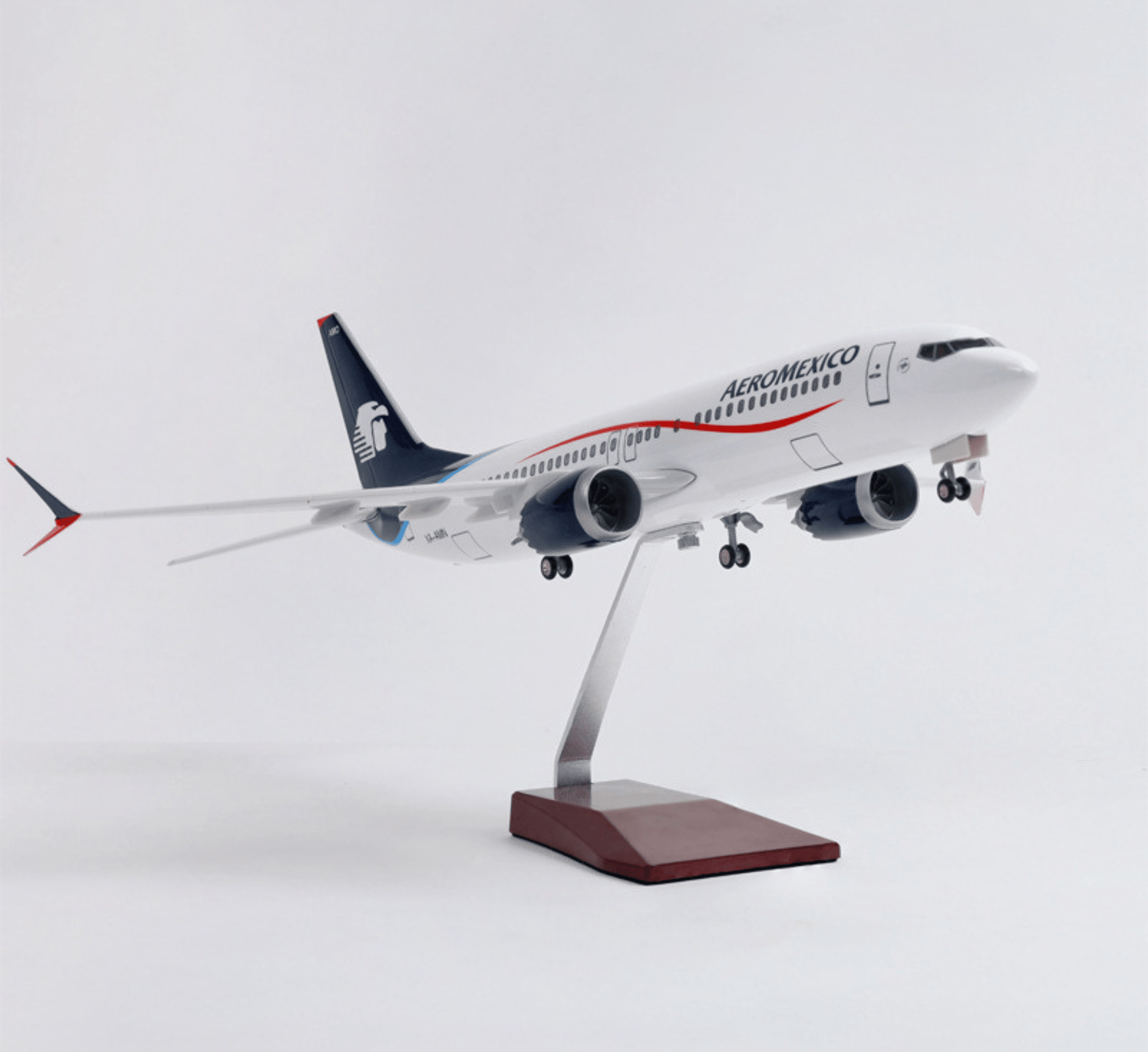 Boeing 737 MAX Aeroméxico – Scale 1:80 (47 cm / 18.5 in)