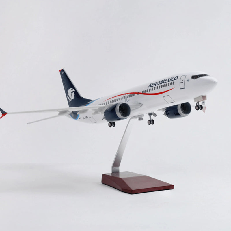 Boeing 737 MAX Aeroméxico – Scale 1:80 (47 cm / 18.5 in) - Image 9