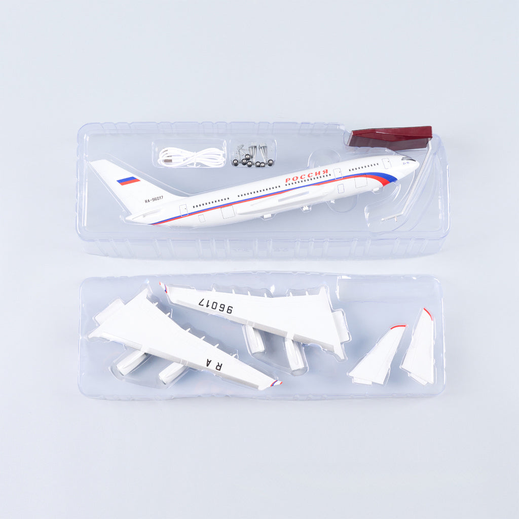 Russia Air Force One Ilyushin Il-96-300 1:120 – 46 cm / 18.1 in – LED Lights