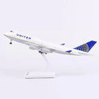 Boeing 747 United Airlines 30cm - 11.8in - LED lights - Airplane Model