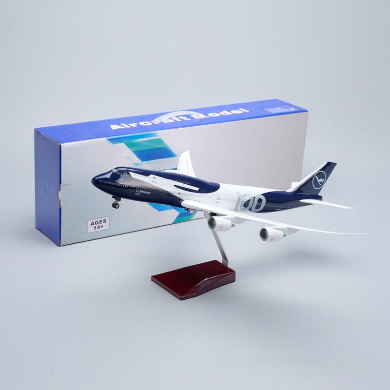 Boeing 747-8 Lufthansa 100 Years Commemorative – 1:150 Scale Model - Image 5