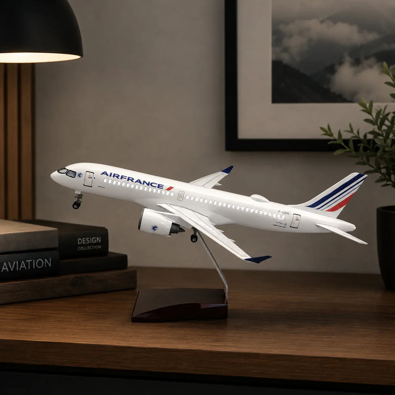 Air France Airbus A220-300 1:100 – 38 cm / 15.0 in – LED Lights - Image 7