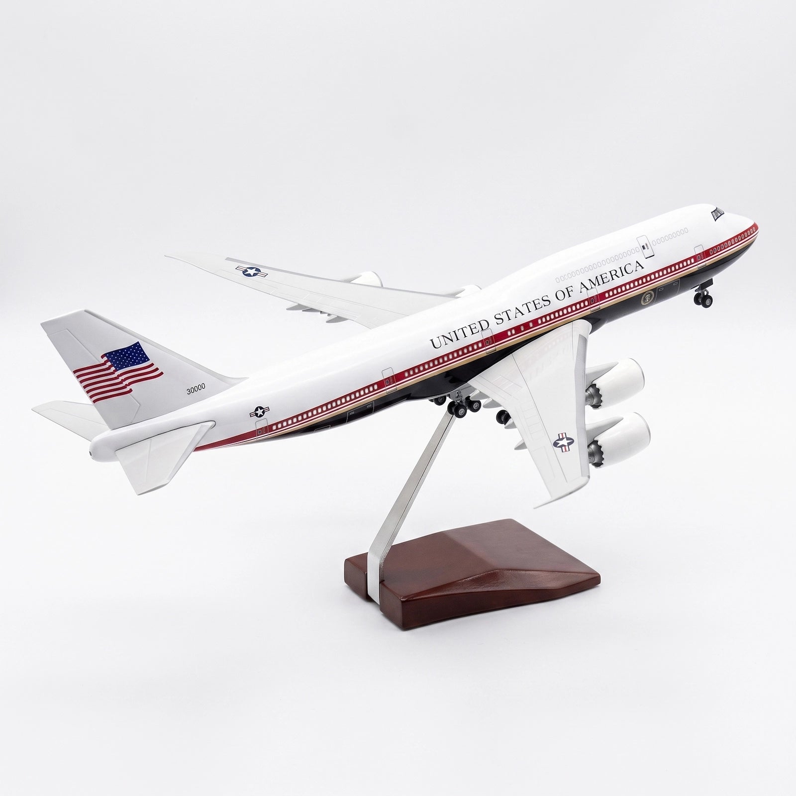 47 cm (18.5 in) with LED Lights