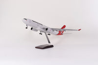 A330 Qantas- scale 1/135 - 47cm - 18.5 in - Airplane Model