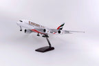 طائرة إيرباص A380 الإماراتية بمقياس 1:160 - 47 سم / 18.5 بوصة - أضواء LED