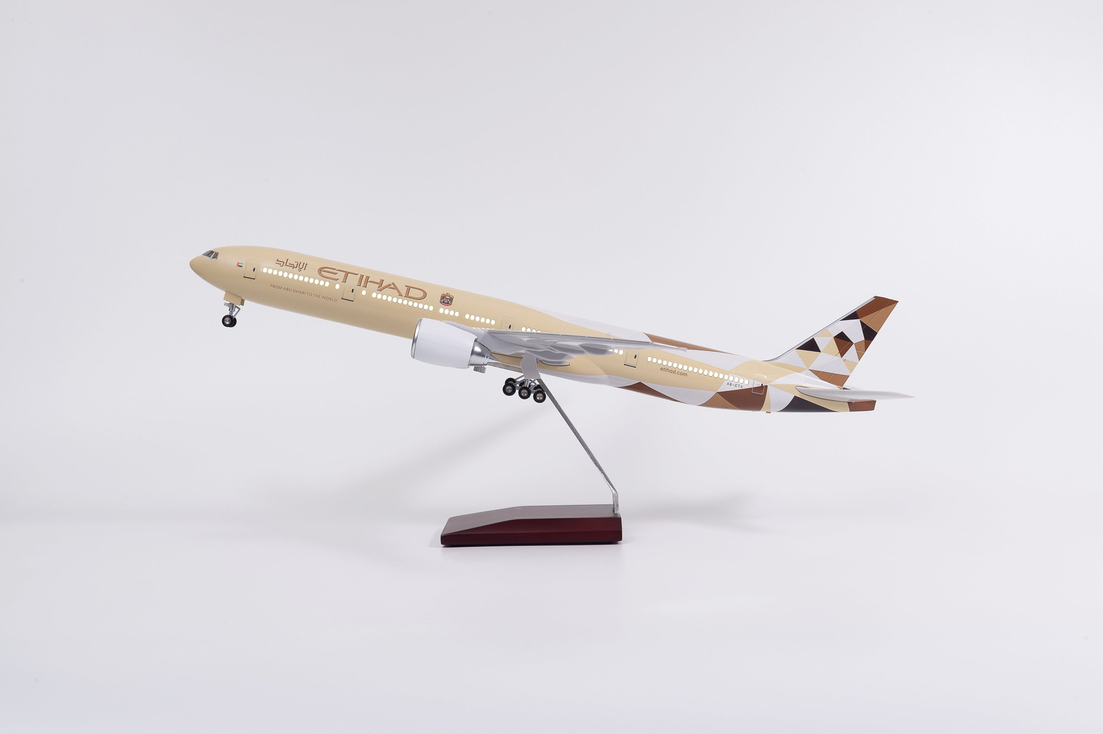 طائرة الاتحاد B777 - مقياس 1/157 - 47 سم - 18.5 بوصة - نموذج طائرة