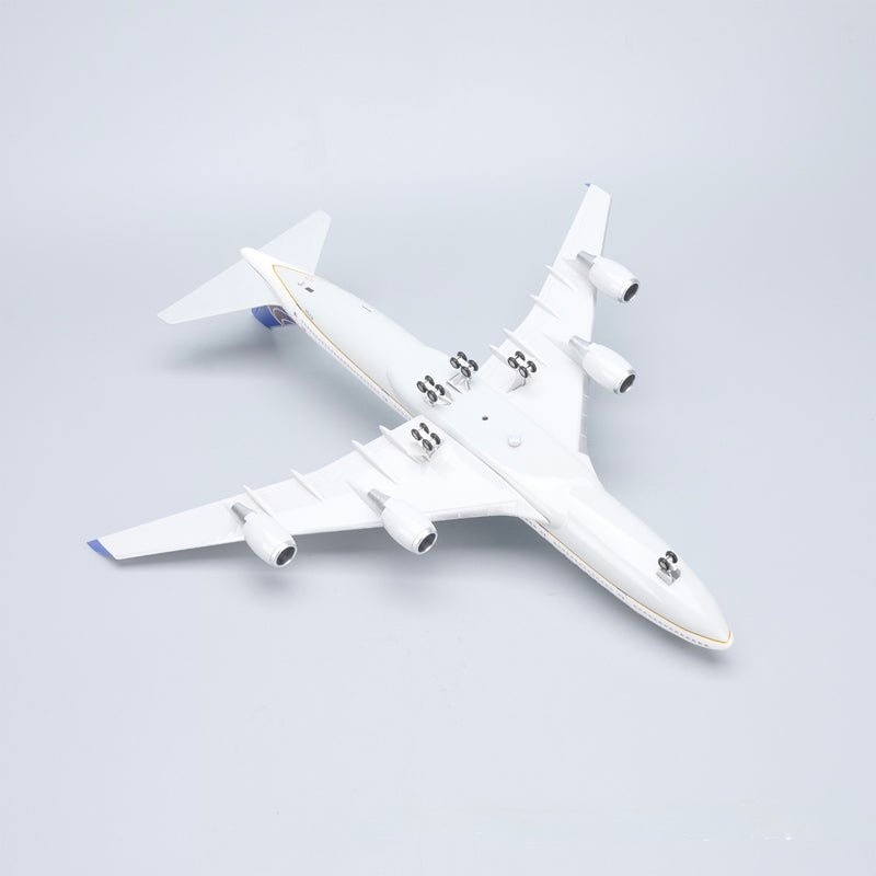United Airlines Boeing 747-400 1:150 – 47 cm / 18.5 in – Opening Cabin Interior & LED Lights - Image 9