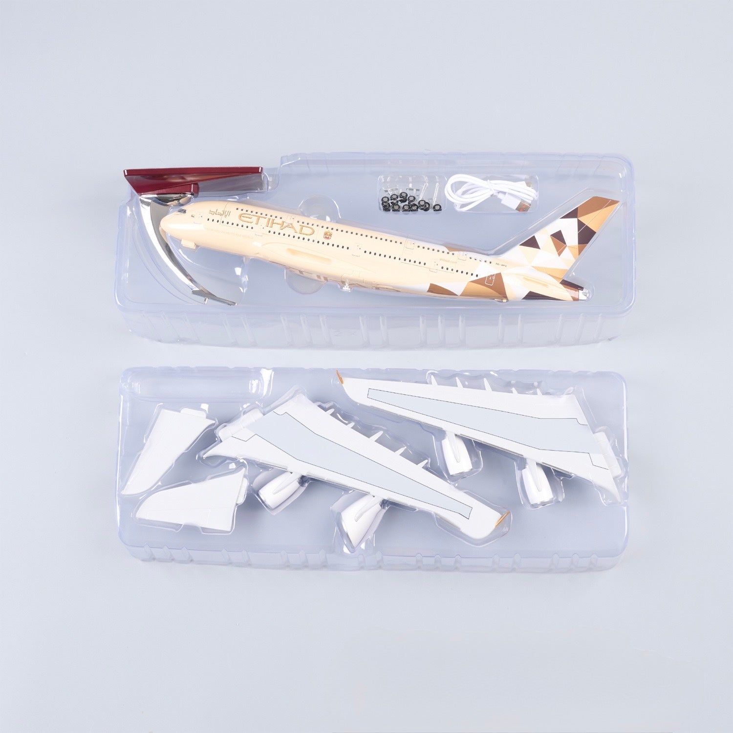 Etihad Airways Airbus A380 1:160 – 45.5 cm / 17.9 in – Opening Cabin Interior