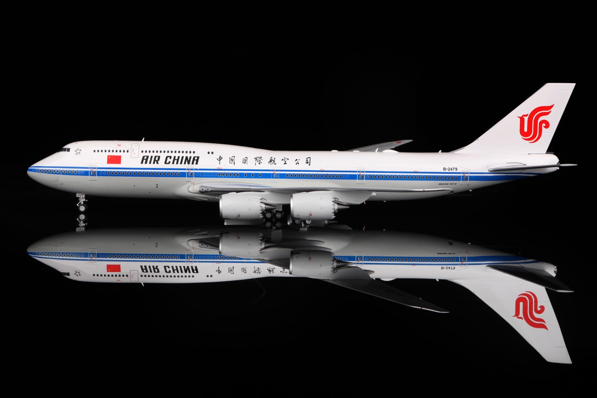 Air China Boeing 747-8 B-2479 – Scale 1:200 – SQ Wings – 38.14 cm