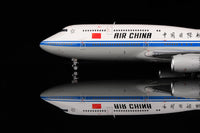 Air China Boeing 747-8 B-2479 – Scale 1:200 – SQ Wings – 38.14 cm