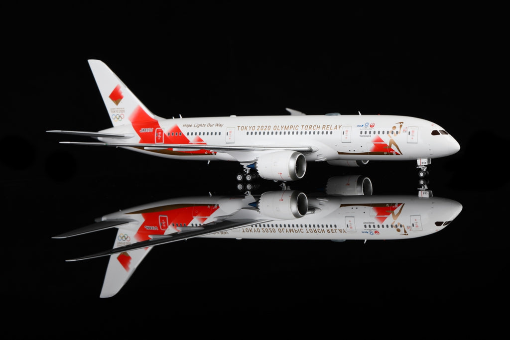 JAL B787-8 JA837J “Torch Relay” – Scale 1:200 – SQ Wings – 28.35 cm