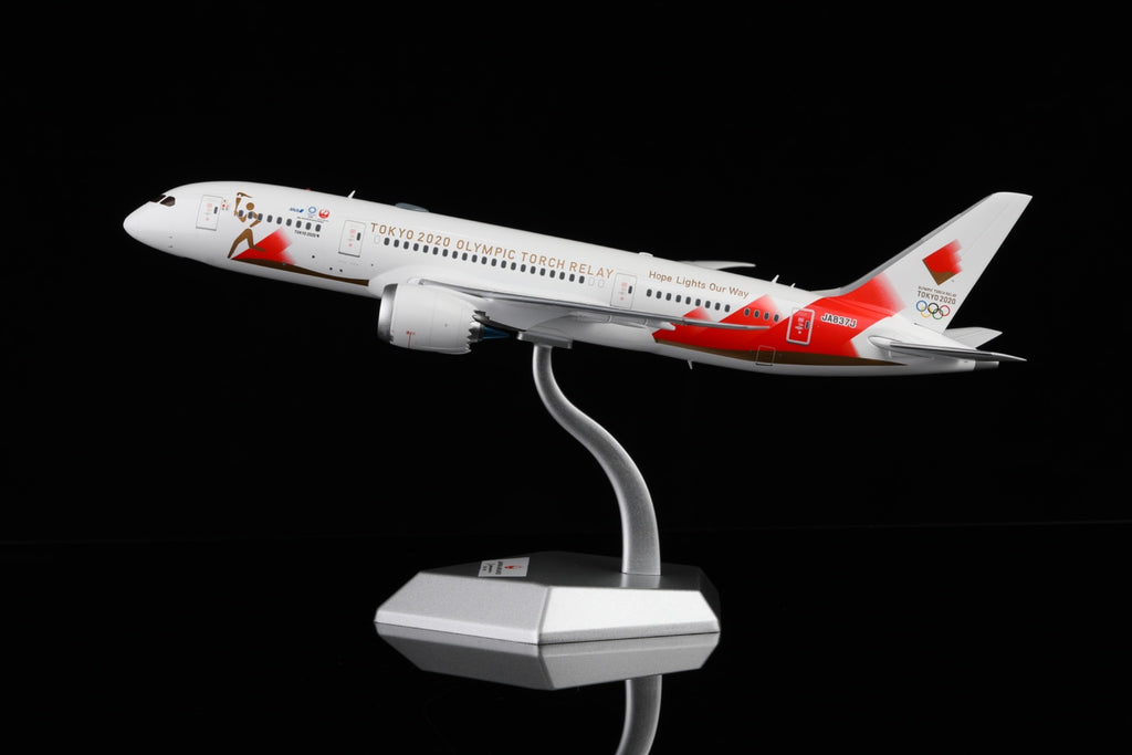 JAL B787-8 JA837J “Torch Relay” – Scale 1:200 – SQ Wings – 28.35 cm