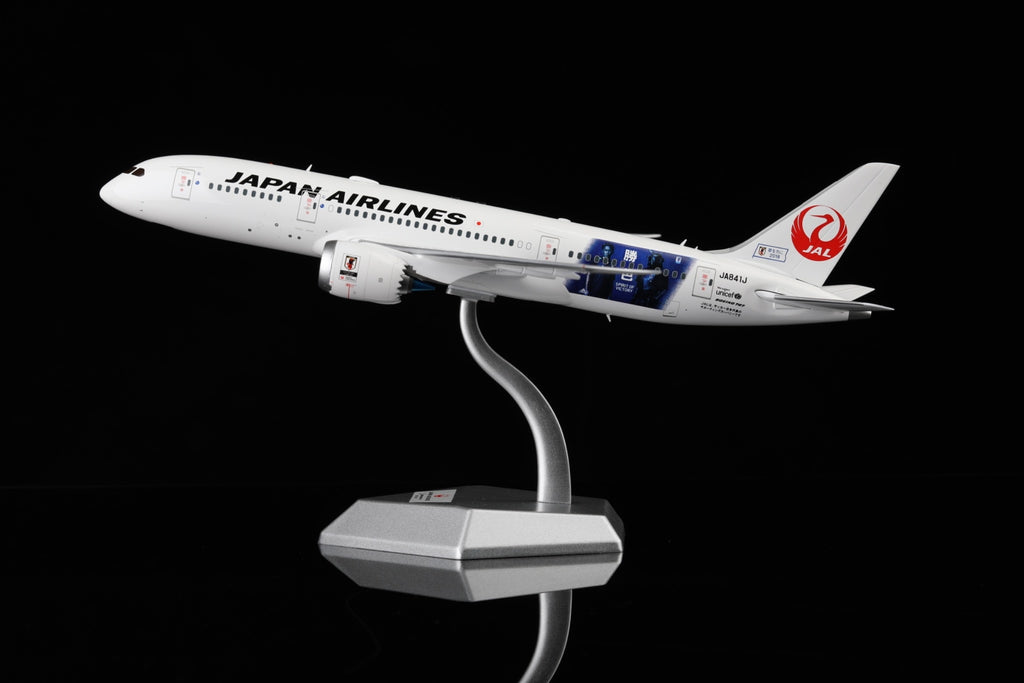 Japan Airlines Boeing 787-8 JA841J “Spirit of Victory” – Scale 1:200 – SQ Wings – 28.35 cm