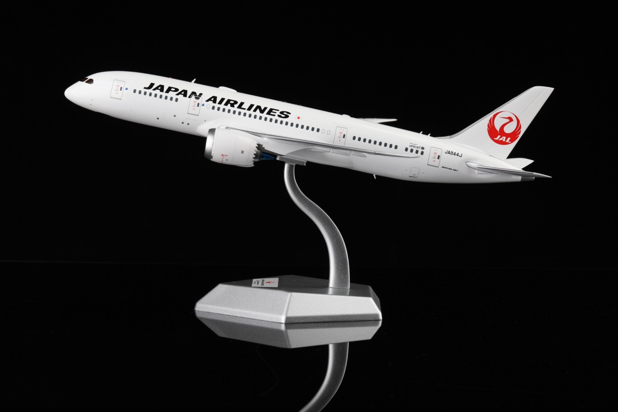 Japan Airlines Boeing 787-8 JA844J – Scale 1:200 – SQ Wings
