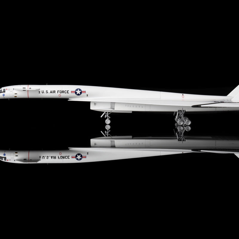 USF Valkyrie XB-70 BOMBER AIRPLANE MODEL NASA - L:29.87cm - Scale 1/200 - Image 3