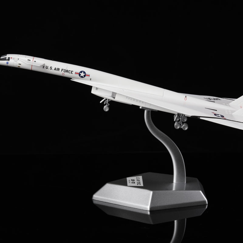 USF Valkyrie XB-70 BOMBER AIRPLANE MODEL NASA - L:29.87cm - Scale 1/200 - Image 4
