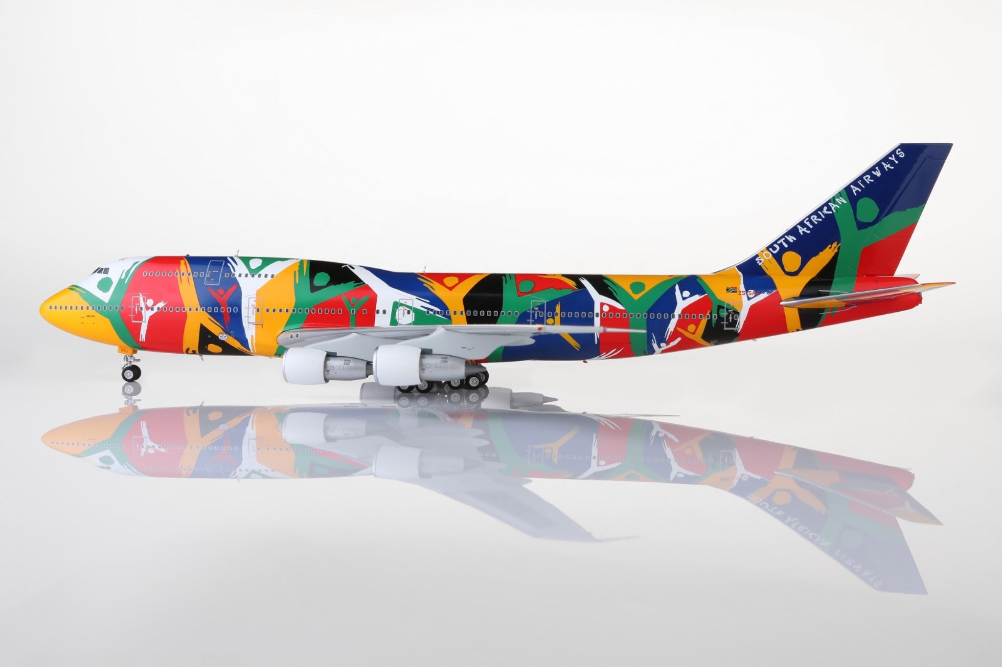 South African Airways B747-300 - 35.33 cm - Scale 1/200 - ZS