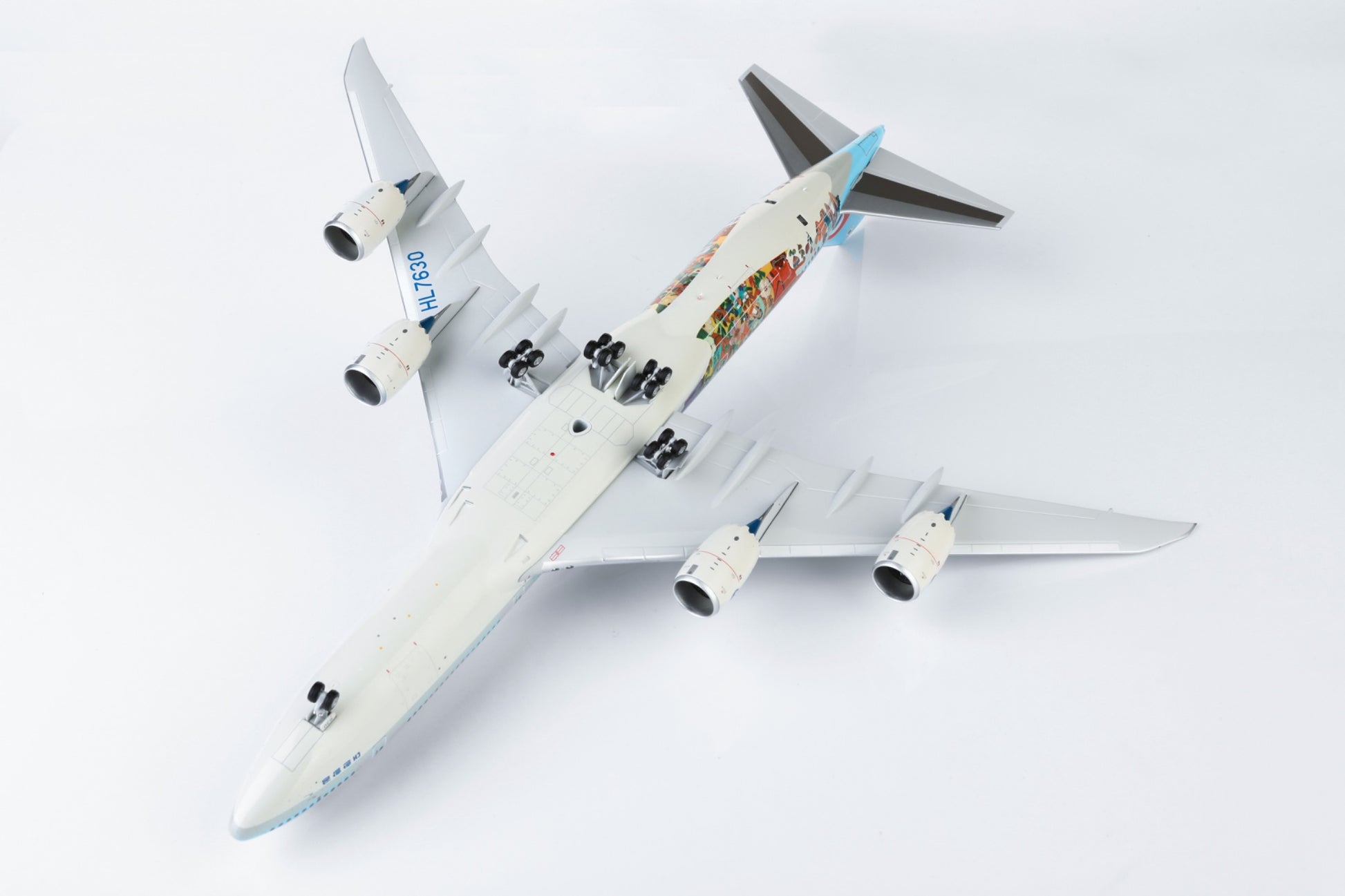 Korean Air Boeing 747-8 HL7630 – “Children’s Painting” -  Scale 1:200 – SQ Wings – 38.15 cm