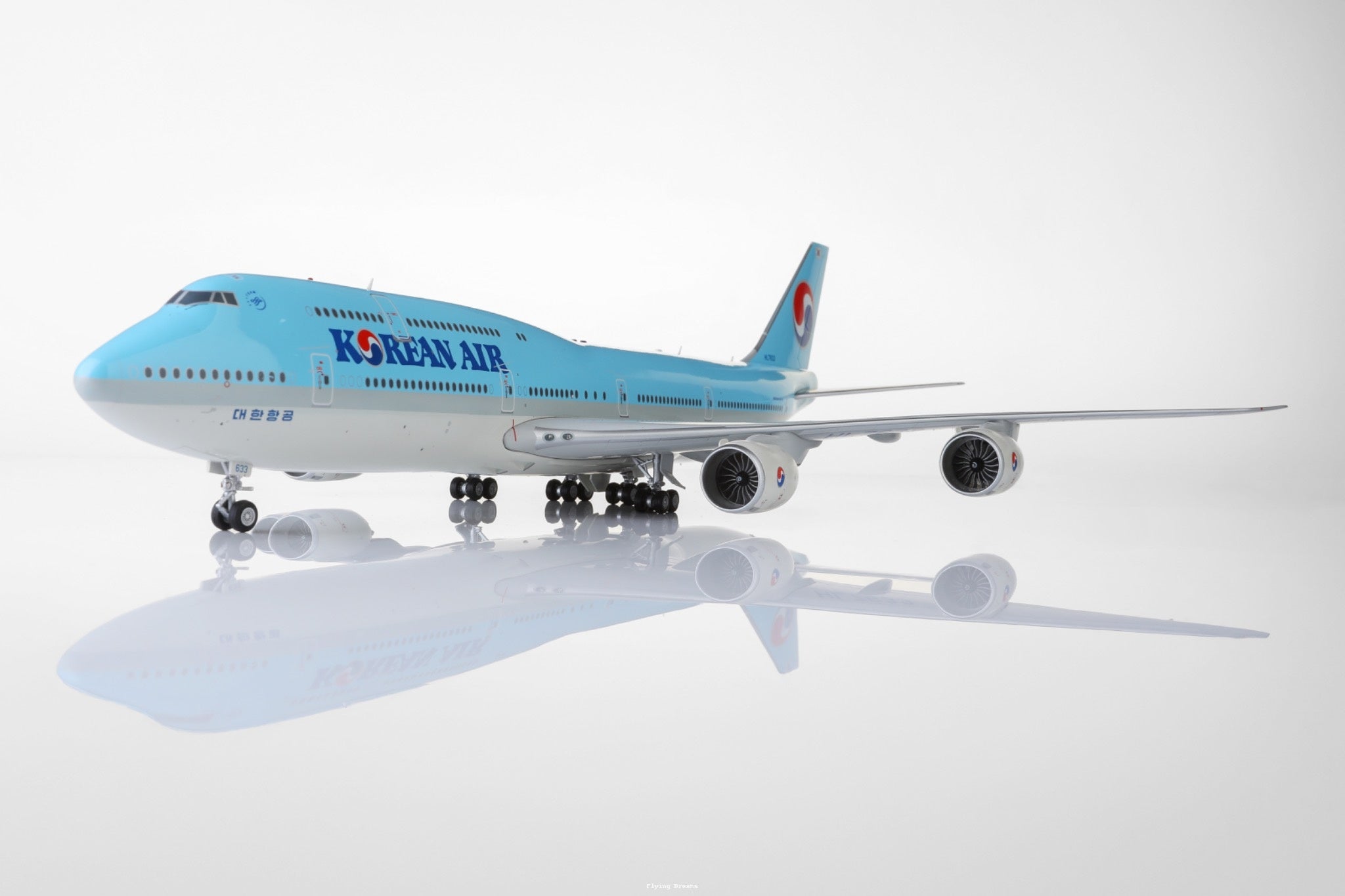 Korean Air B747-8 HL7633 “Beyond Excellence” - L:38.15cm – 1