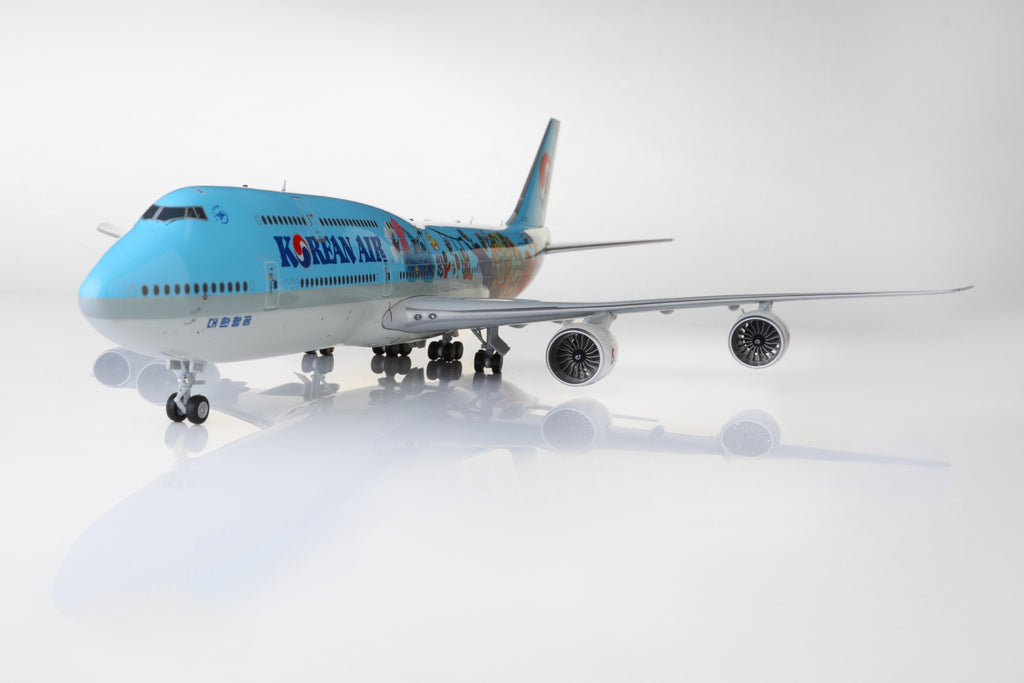 Korean Air Boeing 747-8 HL7630 – “Children’s Painting” -  Scale 1:200 – SQ Wings – 38.15 cm