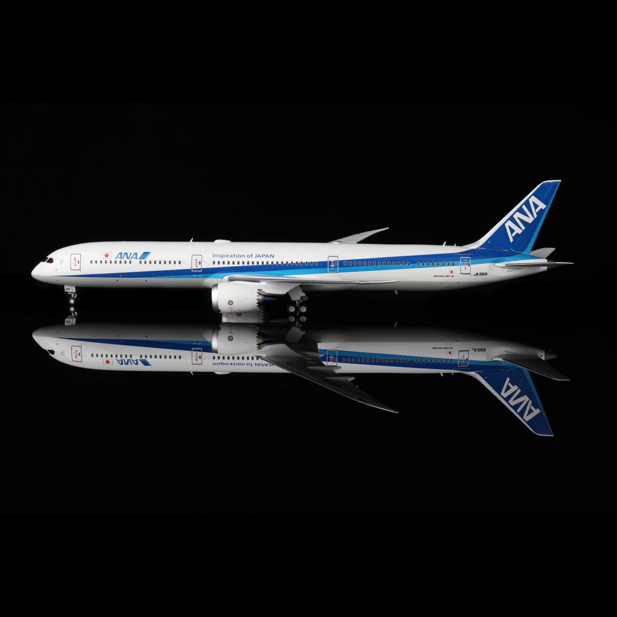ANA B787-10 JA981A – 1:200 Scale Model by SQ Wings